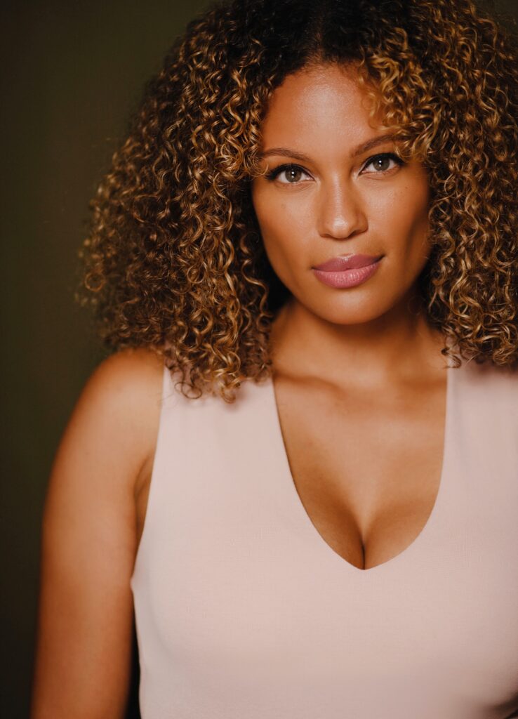 Rebecca L. Hargrove - Headshot. Photo Credit: Songbird Photography, Grace Stockdale